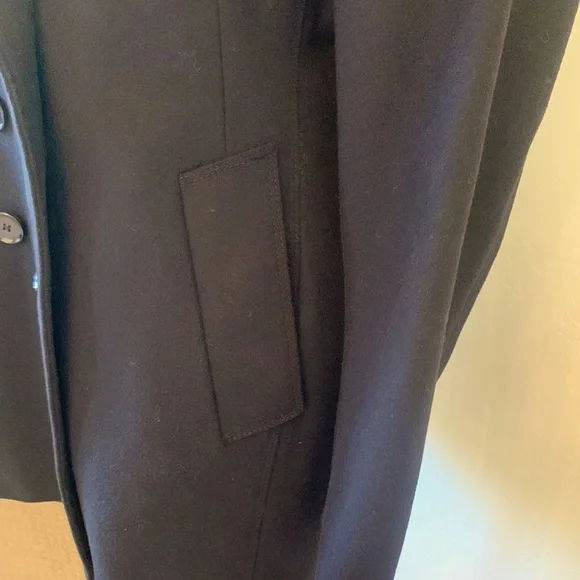 Burberry Wool and Cashmere Peacoat. NWT. Size 10. Black - Picture 6 of 10